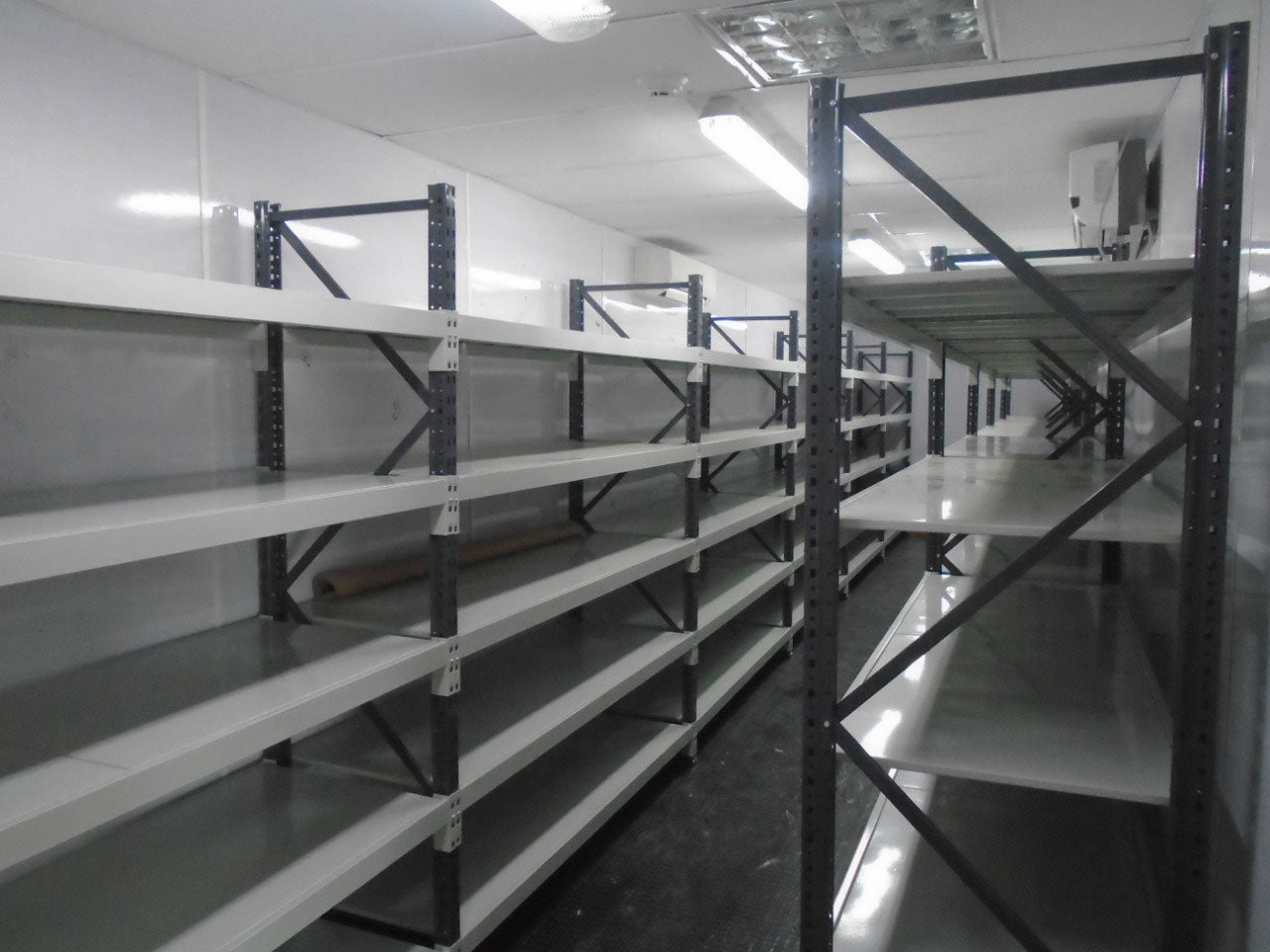 Estanteria Semipesada MARKEM ESPACIO INTELIGENTE